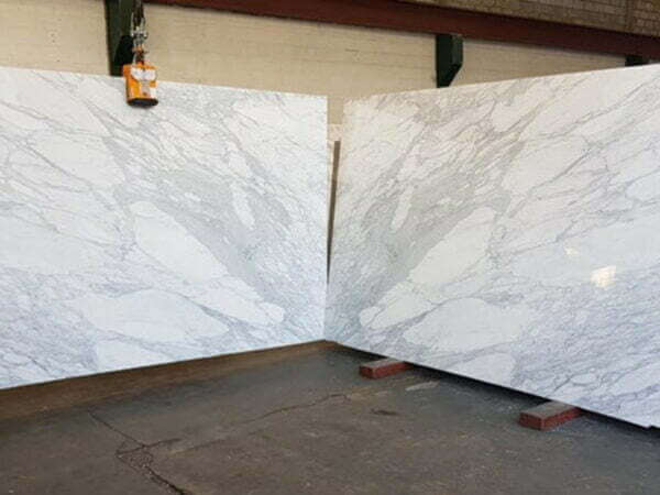 Calacatta F126 Marble Worktop STW CALACF126