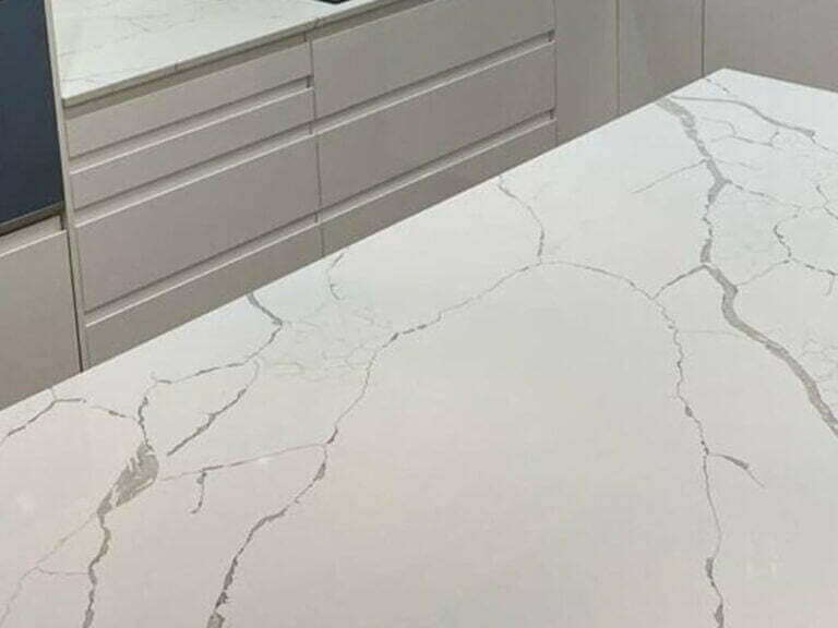 Calacatta Venato Quartz Worktop CIM 920